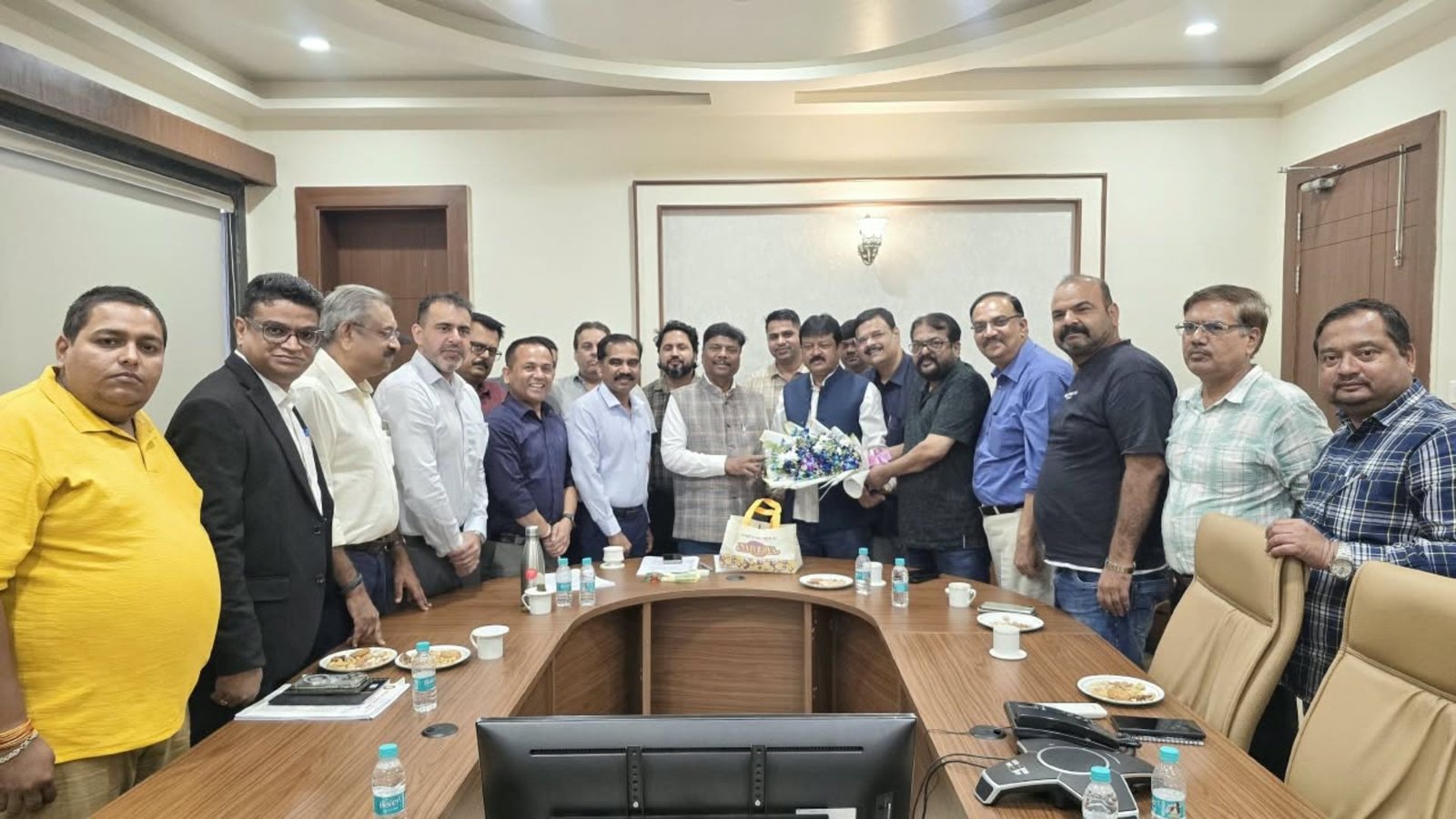 Raipur News : परिवहन सेवाओं का होगा डिजिटलीकरण, बसों में कैमरे और VLTD अनिवार्य रखने के निर्देश