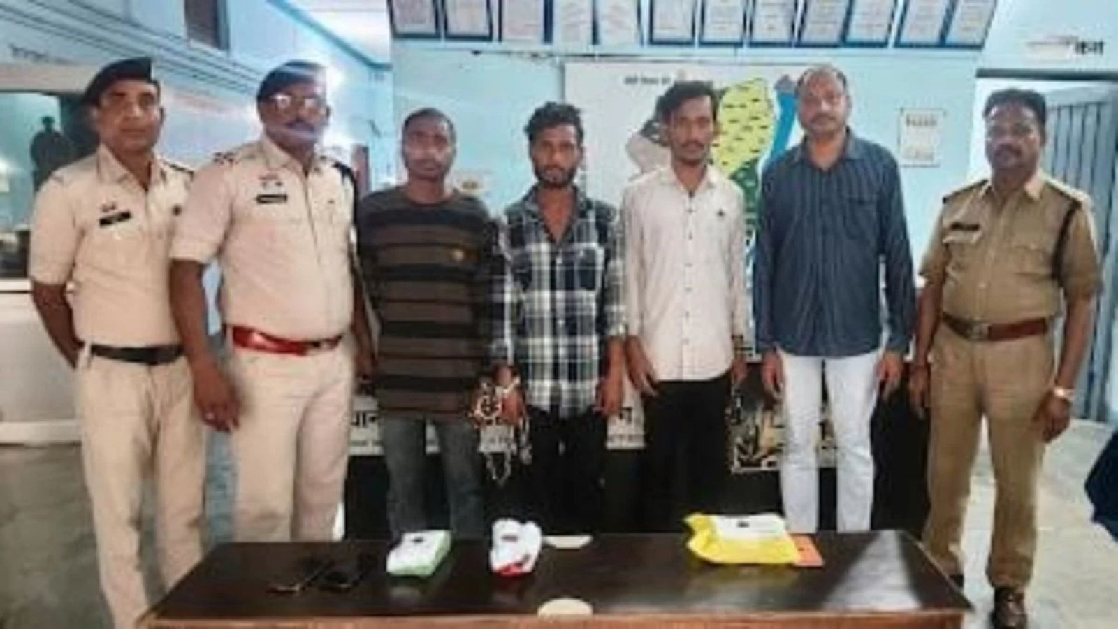 Dhamtari News : नशे के खिलाफ पुलिस की बड़ी कार्रवाई, चिट्टा बेचने निकला आरोपी गिरफ्तार, 71 हजार 600 रुपये का मशरूका जब्त