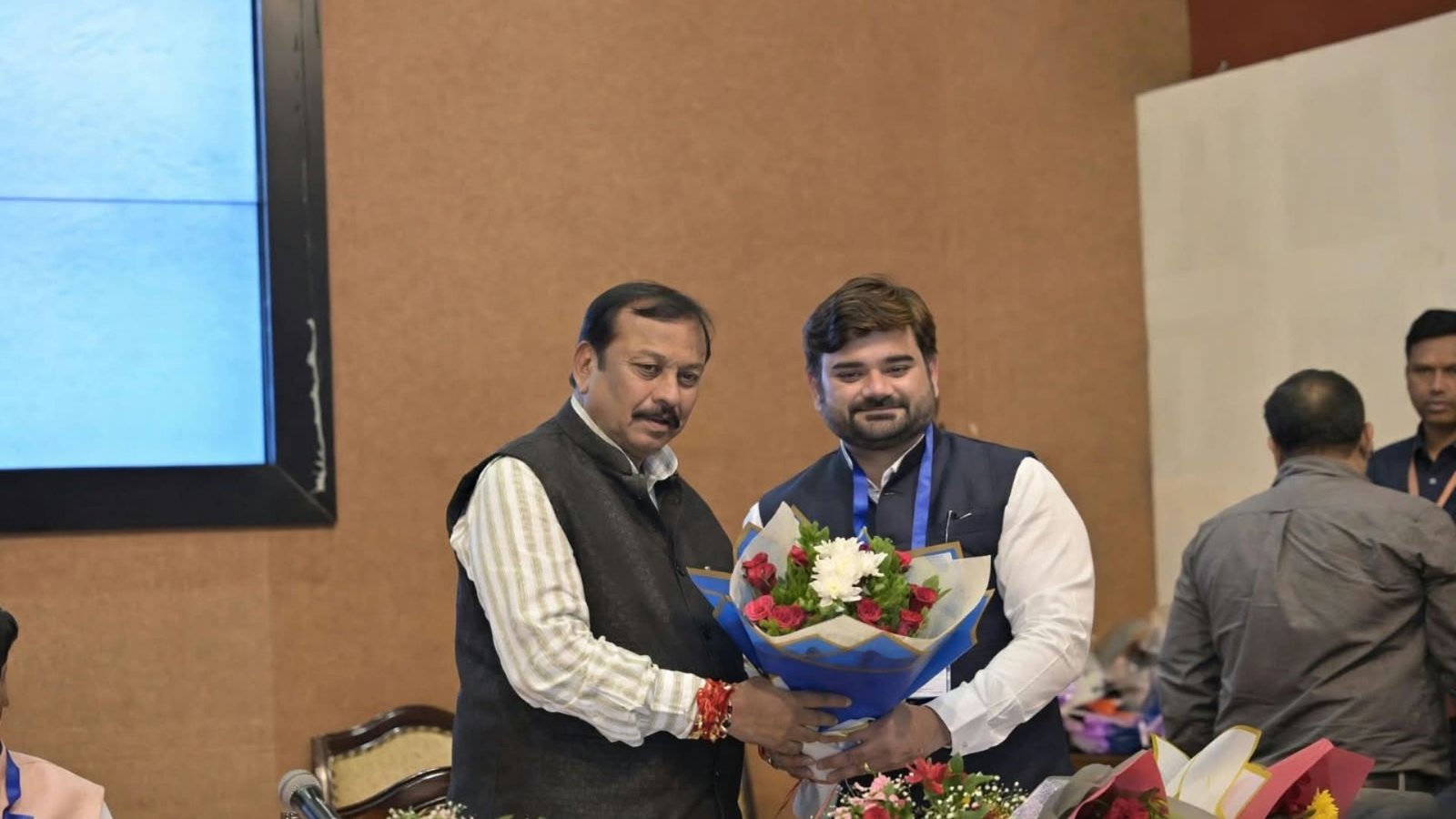 Bhilai News: खेल और खिलाड़ियों के संवर्धन के लिए सरकार प्रतिबद्ध, सांसद विजय बघेल ने भिलाई में इनडोर स्टेडियम-ऑडिटोरियम की मांग की