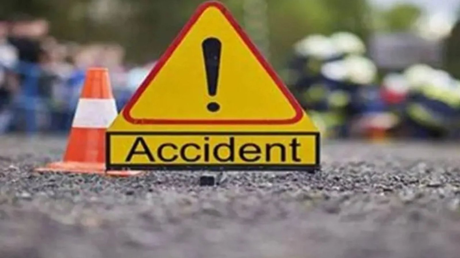 Mahasamund News : कांपा गांव के पास भीषण हादसे में ट्रैक्टर के उड़े परखच्चे, दो की मौके पर मौत, अस्पताल में तीसरे ने तोड़ा दम