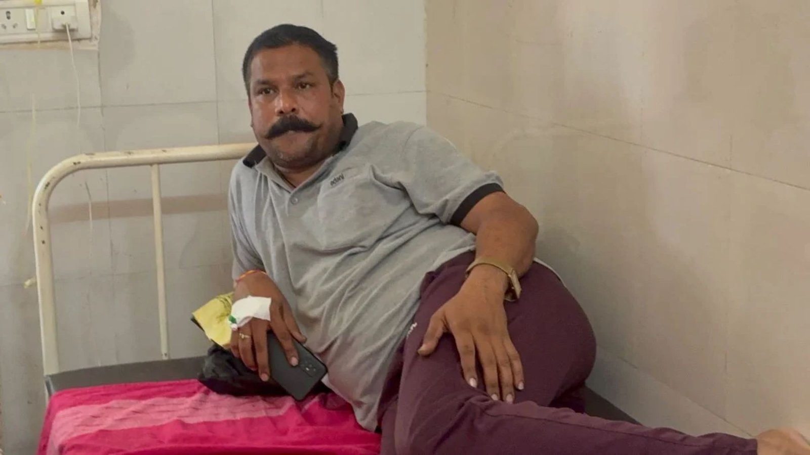 Korba News: मेडिकल कॉलेज अस्पताल में पुलिस निगरानी के बीच आराम करता मिला आरोपी, CSP बोले—डिस्चार्ज होते ही होगी वैधानिक कार्रवाई