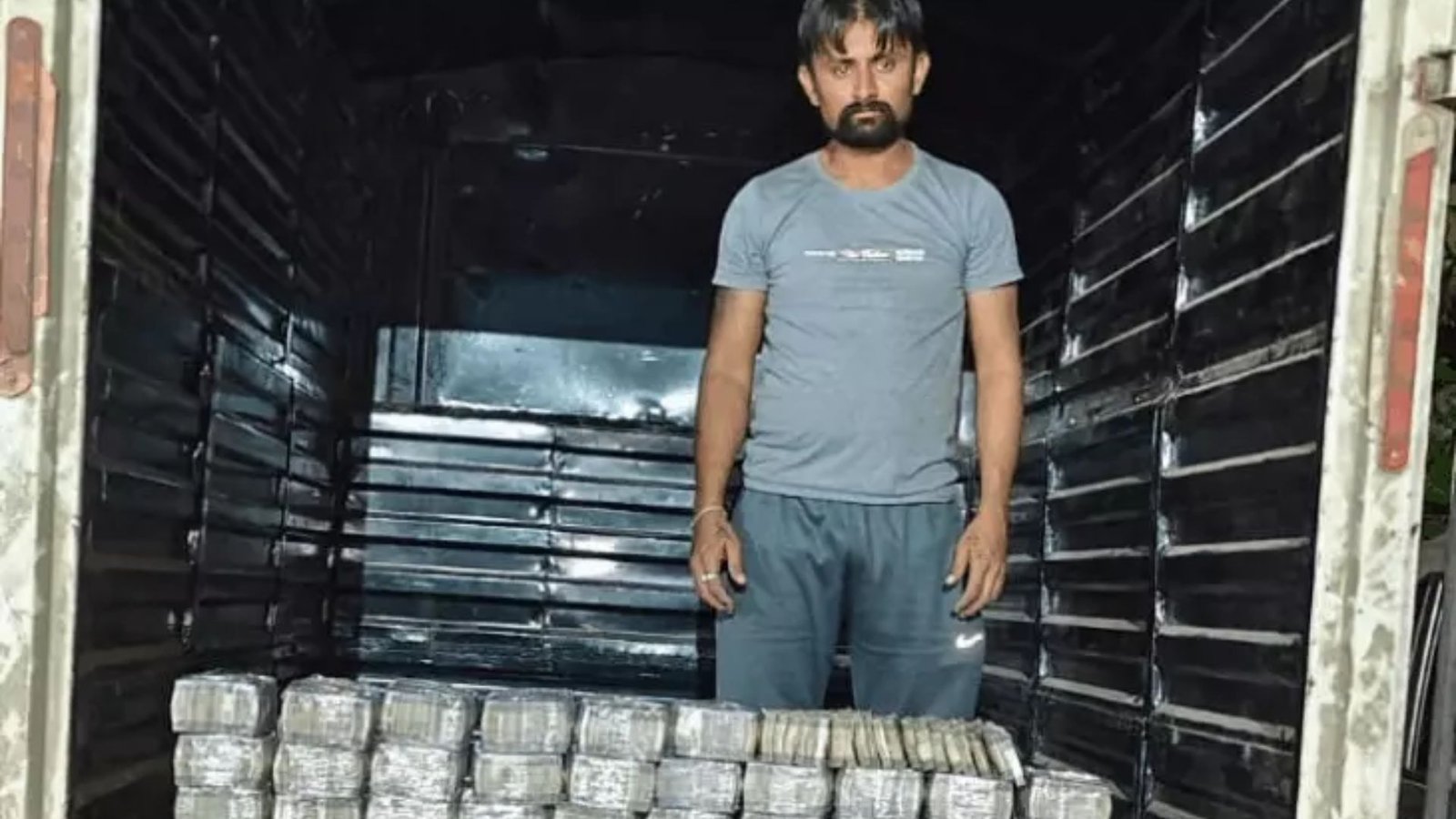 Durg Latest News: भनपुरी के जीडी ट्रांसपोर्ट से नागपुर जा रही थी 4 करोड़ की रकम, आयकर विभाग को दी गई सूचना