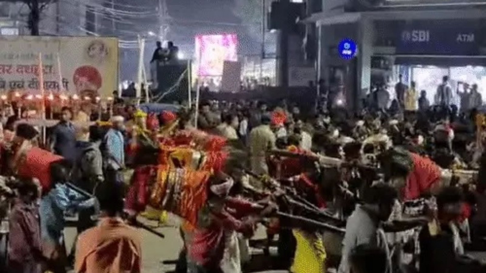 Bastar Dussehra Special Story: राजपरिवार निभाएगा मावली परघाव की रस्म, माता की डोली को अपने हाथों से राजमहल लेकर आएंगे कमलचंद्र भंजदेव