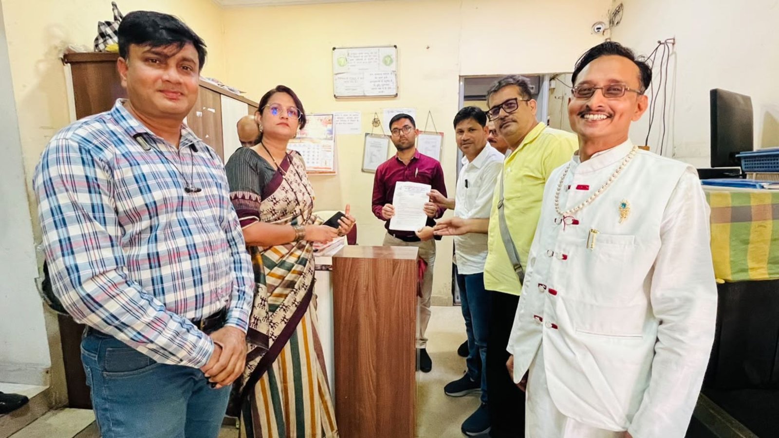 Raipur News: मीडिया आयोग से लेकर पत्रकार सुरक्षा कानून तक, छह मांगों को लेकर राज्यपाल रमेन डेका को सौंपा ज्ञापन