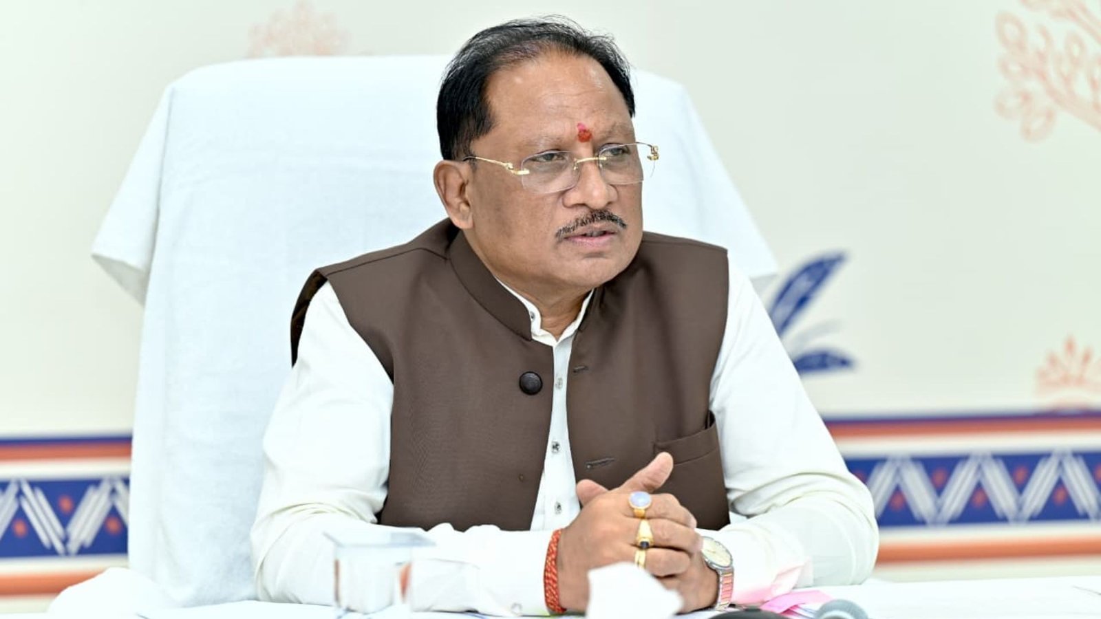 Chhattisgarh Latest News: गांव-गांव तक पहुंचेगी सीएम हेल्पलाइन 1076 की सुविधा, पंचायतों और कॉमन सर्विस सेंटरों में प्रचार के निर्देश