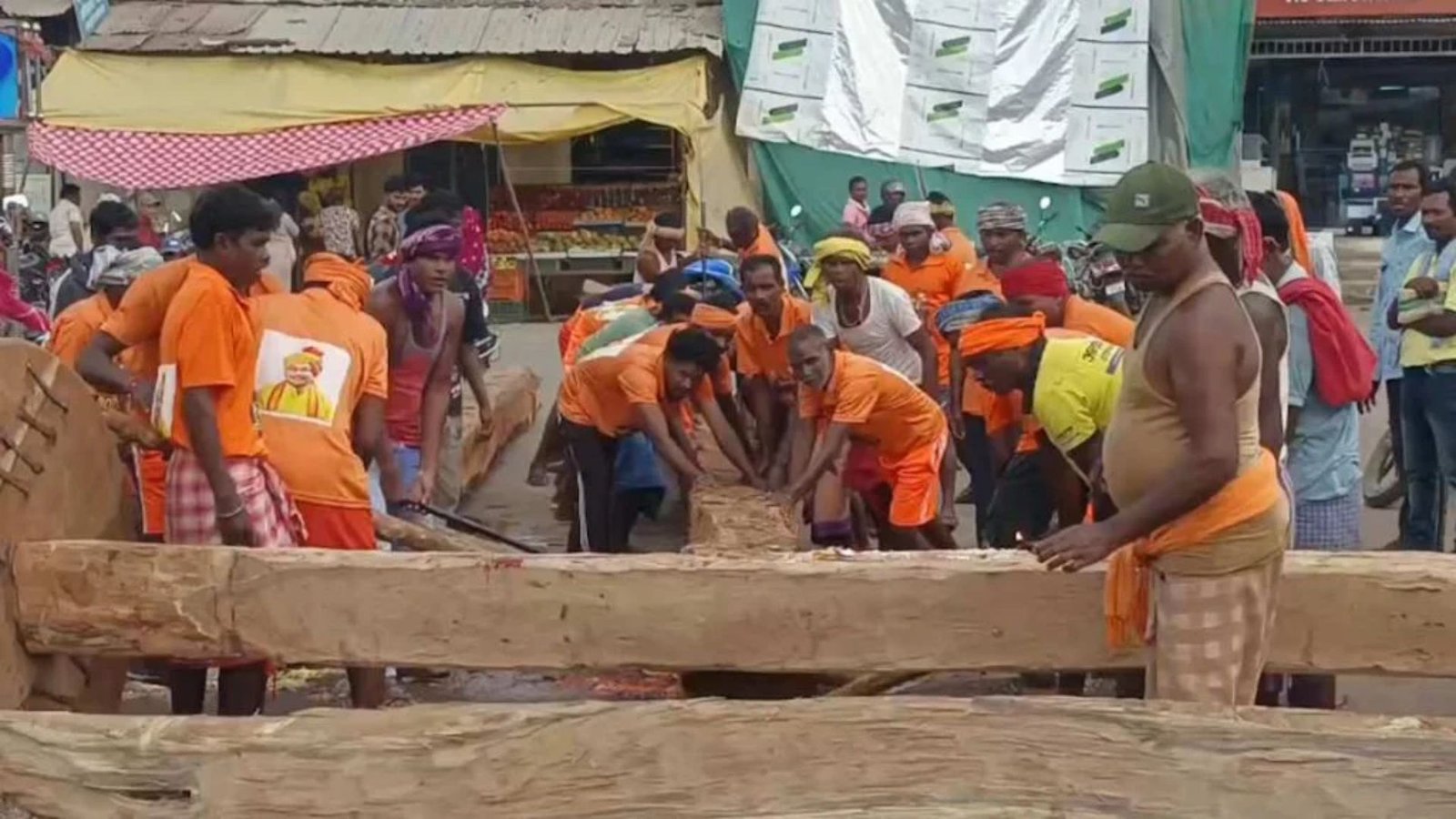 Jagdalpur News: भीतर रैनी और बाहरा रैनी की तैयारियां तेज, मगरमुही रस्म ने बस्तर दशहरा की सांस्कृतिक परंपरा को फिर किया जीवंत