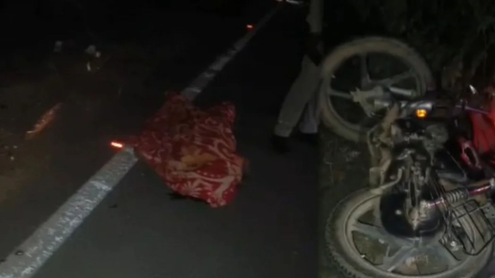 Surajpur Latest News: सूरजपुर में देर रात सड़क हादसा, मृतक की पहचान नहीं; पुलिस ने पिकअप जब्त कर शुरू की जांच